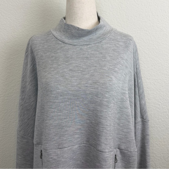 Varley Bay Sweat Pullover in Grey Marl
Size Large - Picture 6 of 15